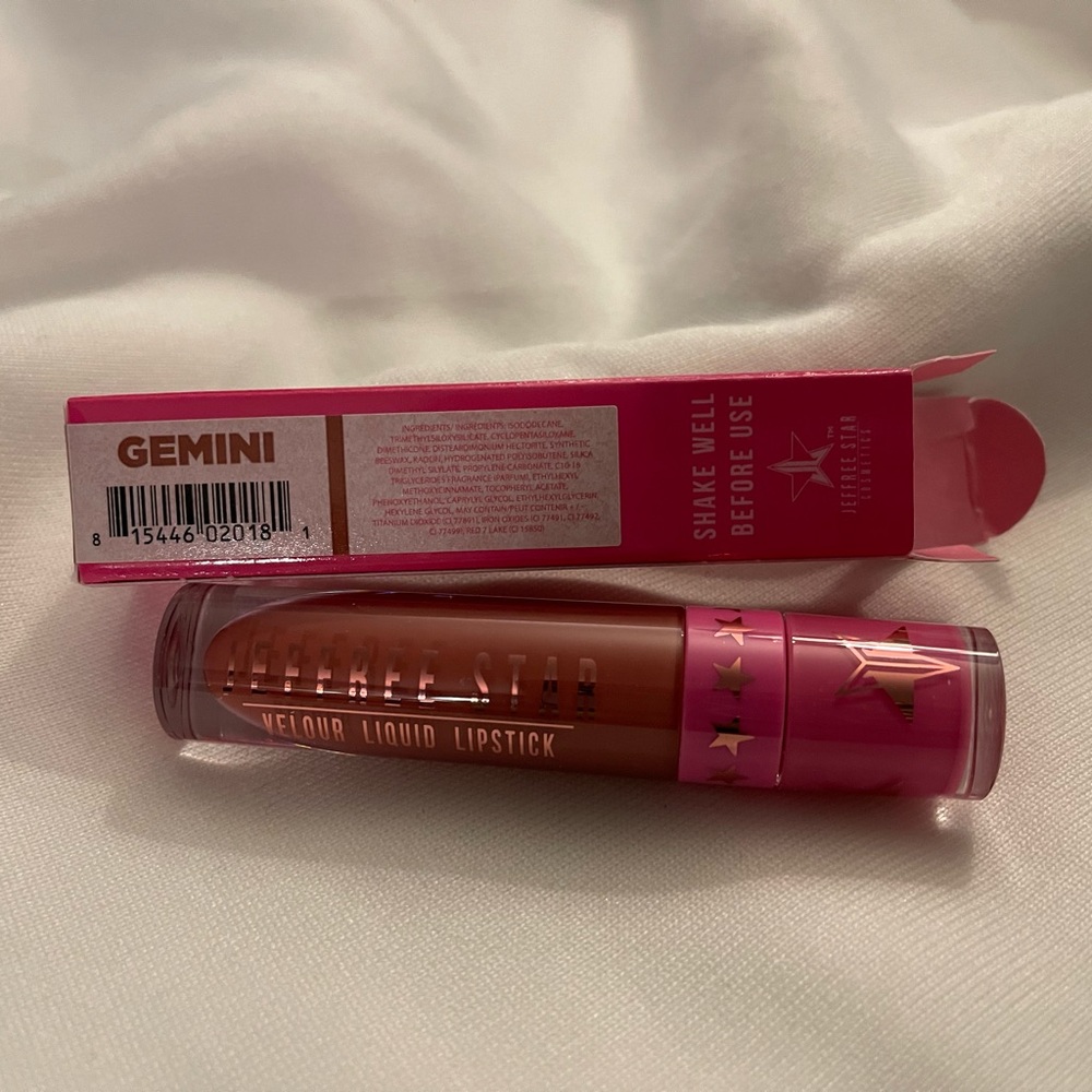 Jeffree Star Gemini Lipstick